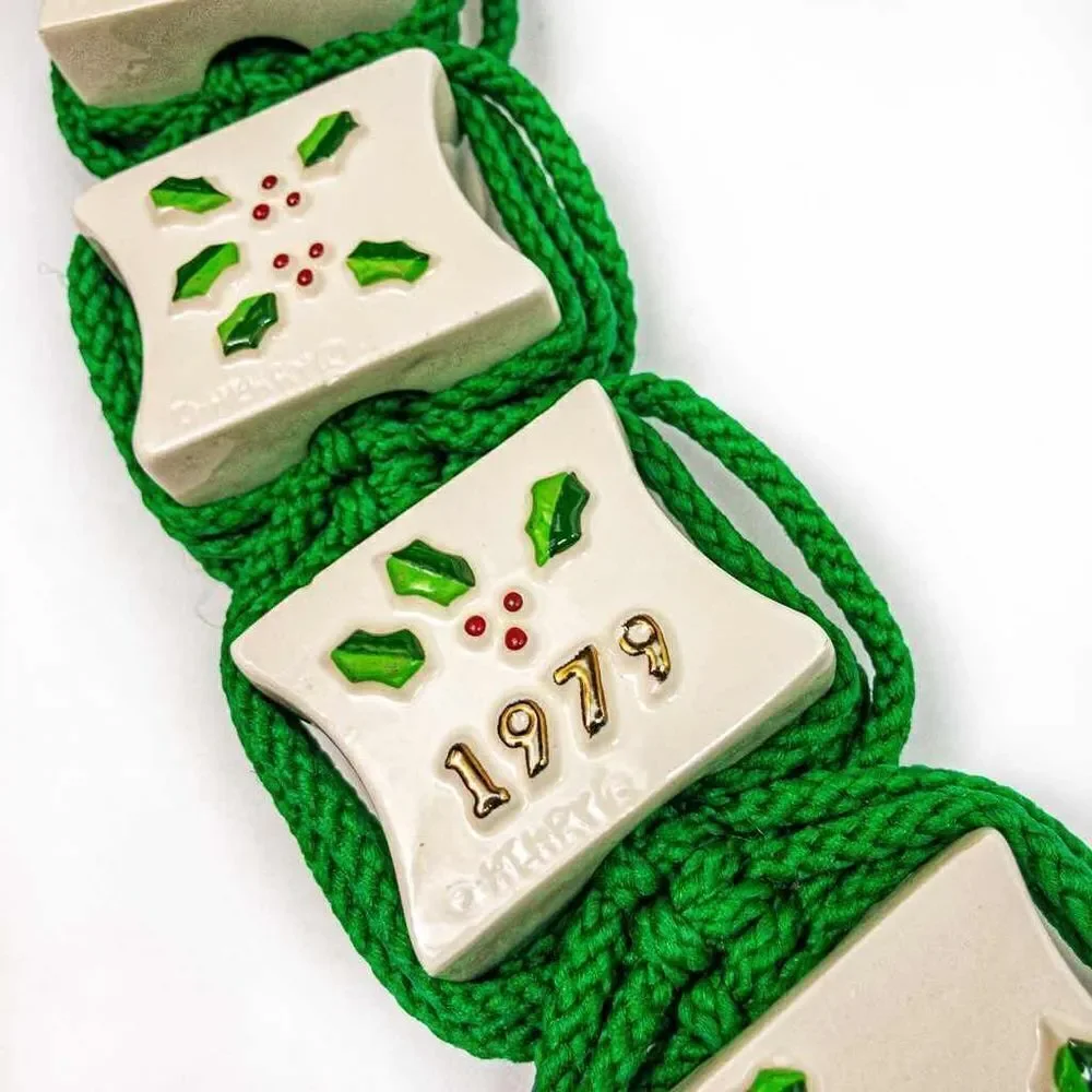 VTG Holiday Noel Porcelain Macrame Bell Door Hanging 1979 O’Henry